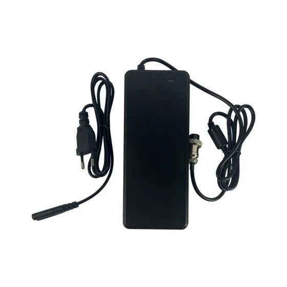 Chargeur 52V ➡️ 58.8V / 2A (connecteur GX16-3p) Electrique Performance